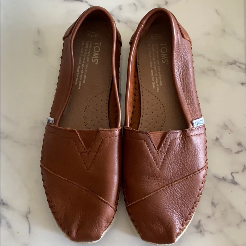 Brown Toms
